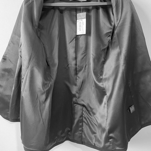 NWT Ralph Lauren Ladies Black Wool Tuxedo-Style Blazer - Picture 9 of 14